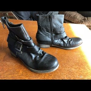 Grunge ankle boots